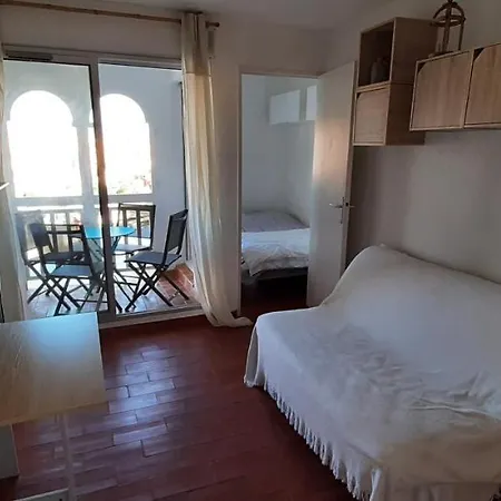 La Petite Joanie Apartment