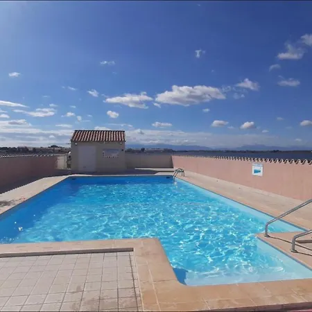 Studio De Vacances 3eme Et Dernier Etage Vue Marina * Le Barcares